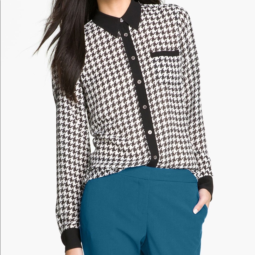 Vince Camuto Contrast Houndstooth Blouse Top